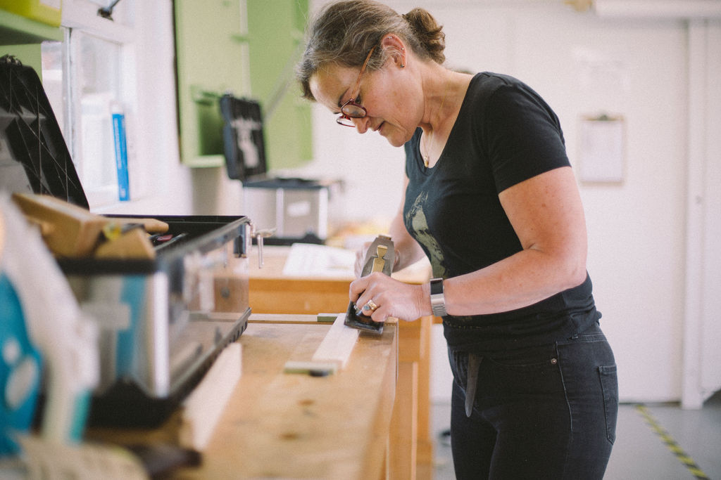 a student on a short woodworking course at Rowden Atelier, UK